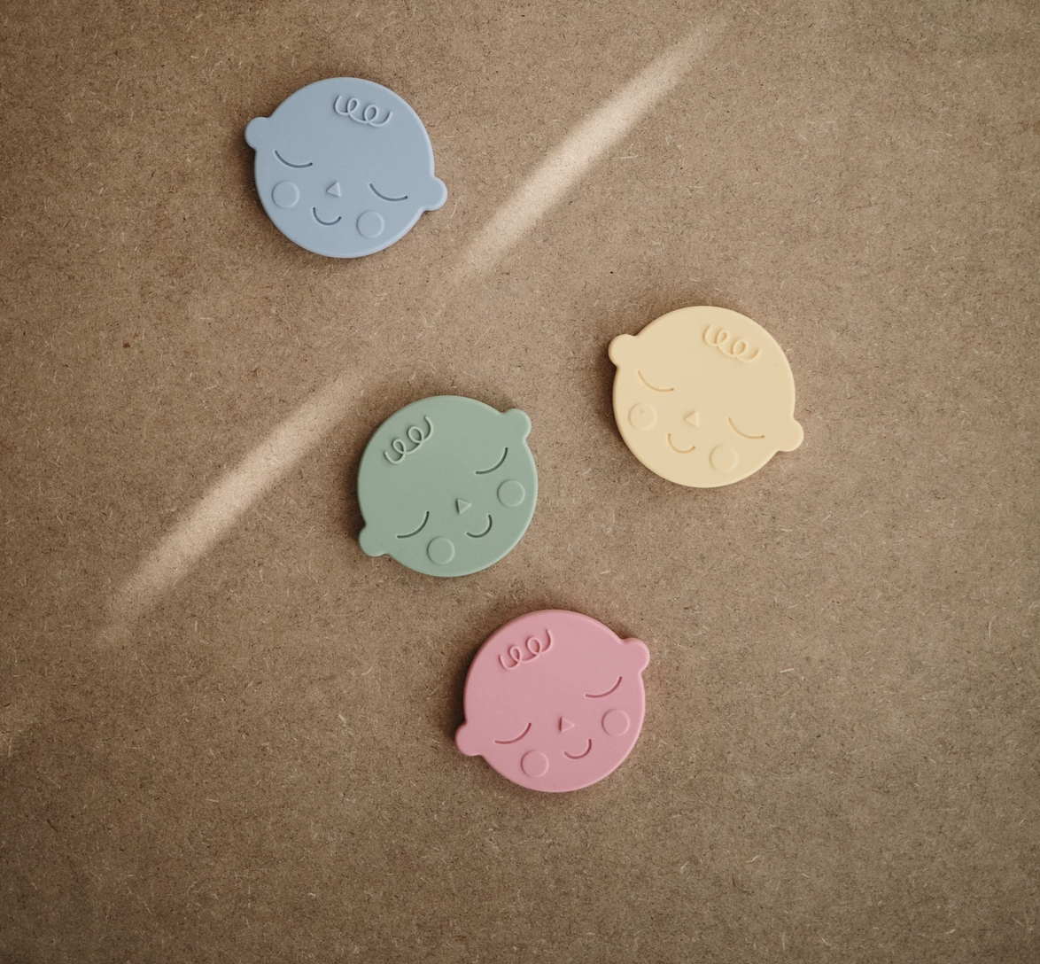 Face Teether (Bubble Gum)