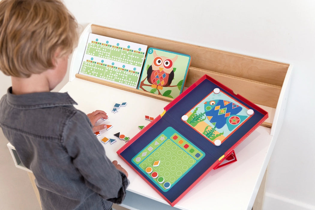 Edulogic Box Colours & Shapes