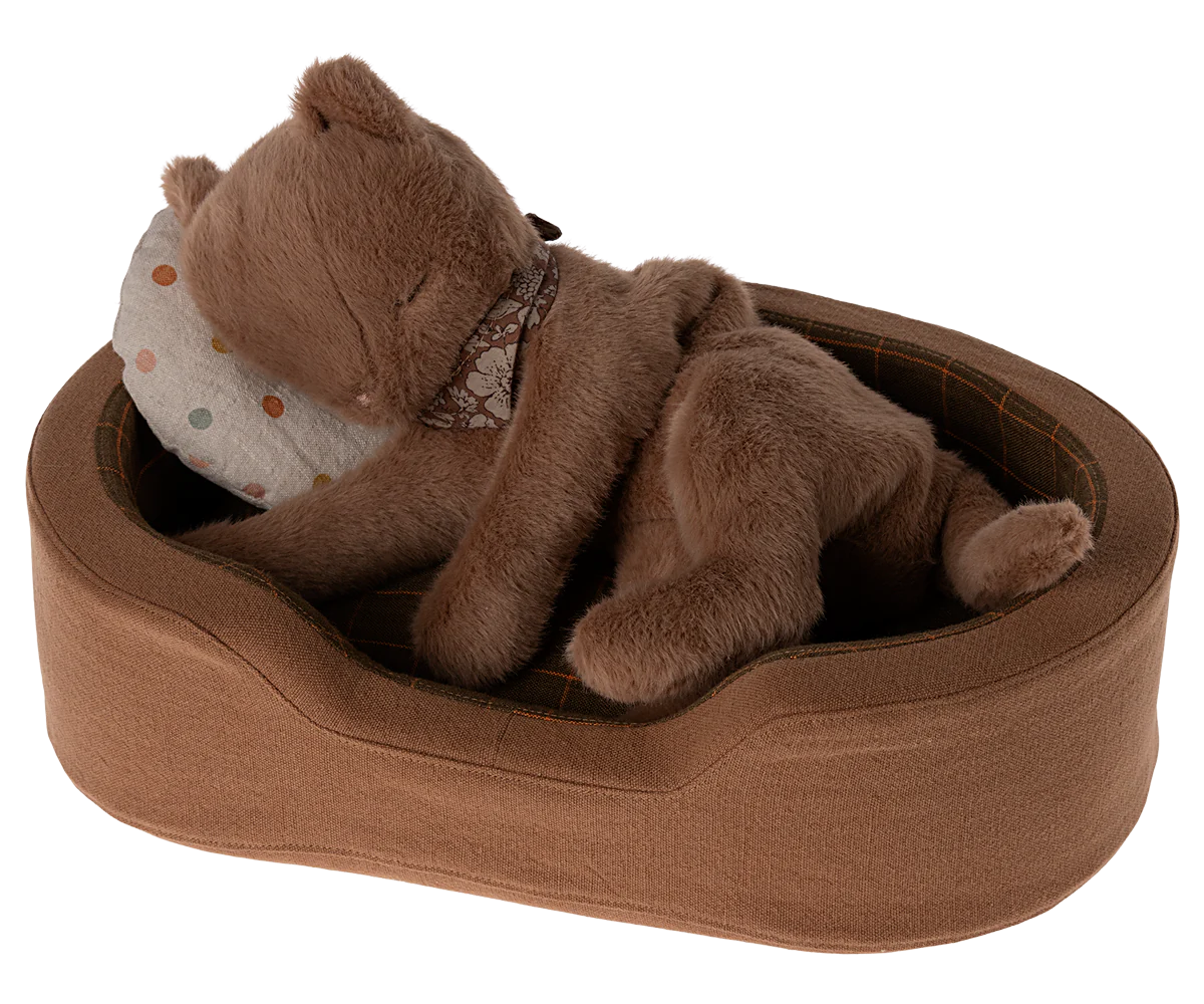 Plush Kitten, Medium - Nougat