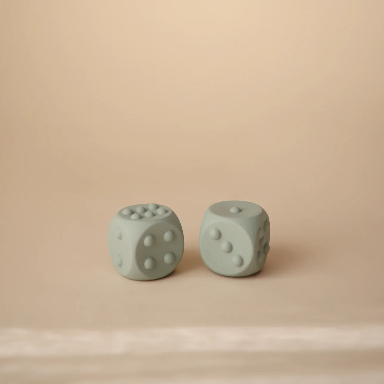 Dice Press Toy 2-Pack (Cambridge Blue/Shifting Sands)