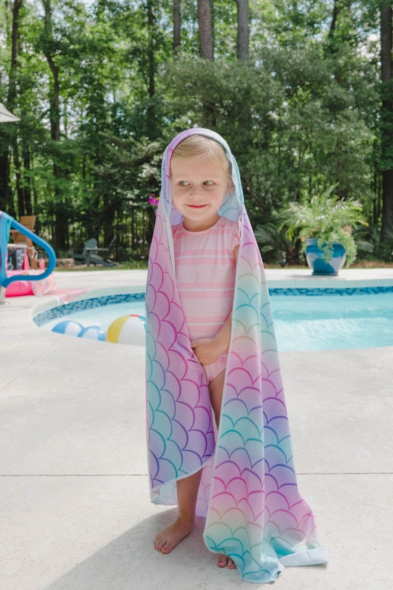 Kids UPF50 Hooded Sunscreen Towel (Mermaid Scale)