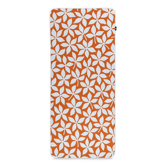 (Pre-order) FULL UPF50+ Sunscreen Towel (White Flowers)