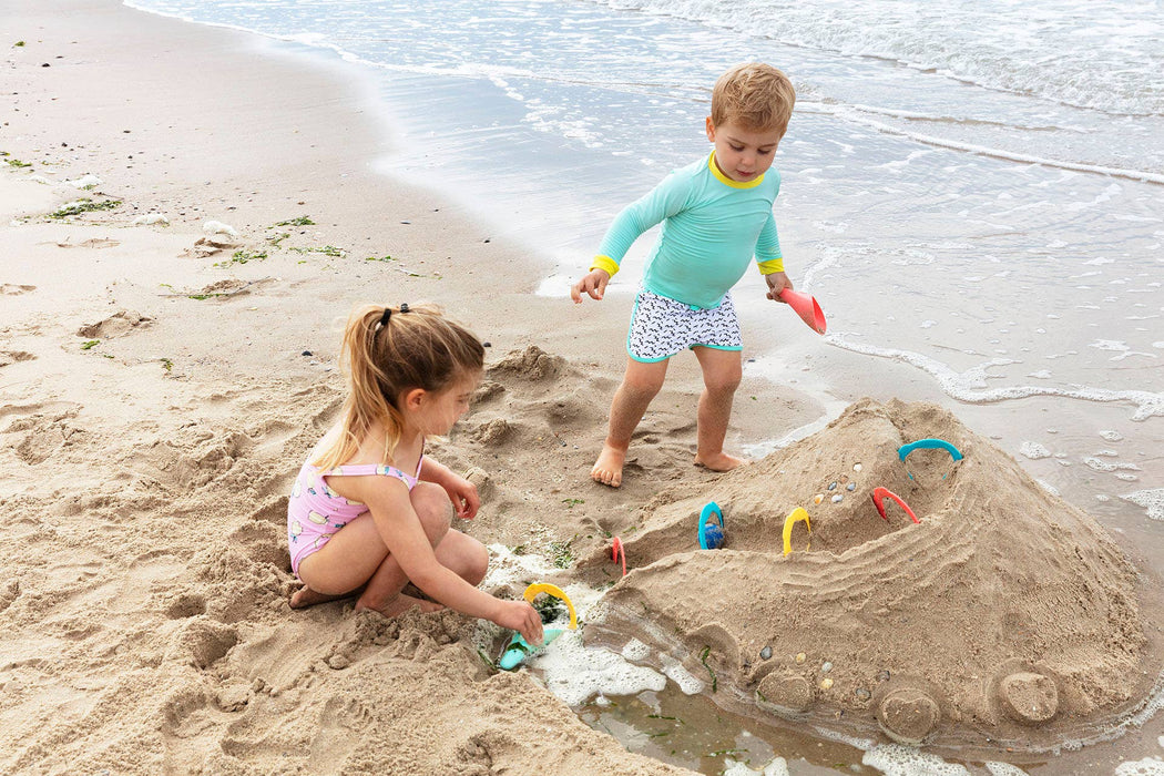 Quut Beach Set -  Triplet, Ringo and a Magic Sand Shaper