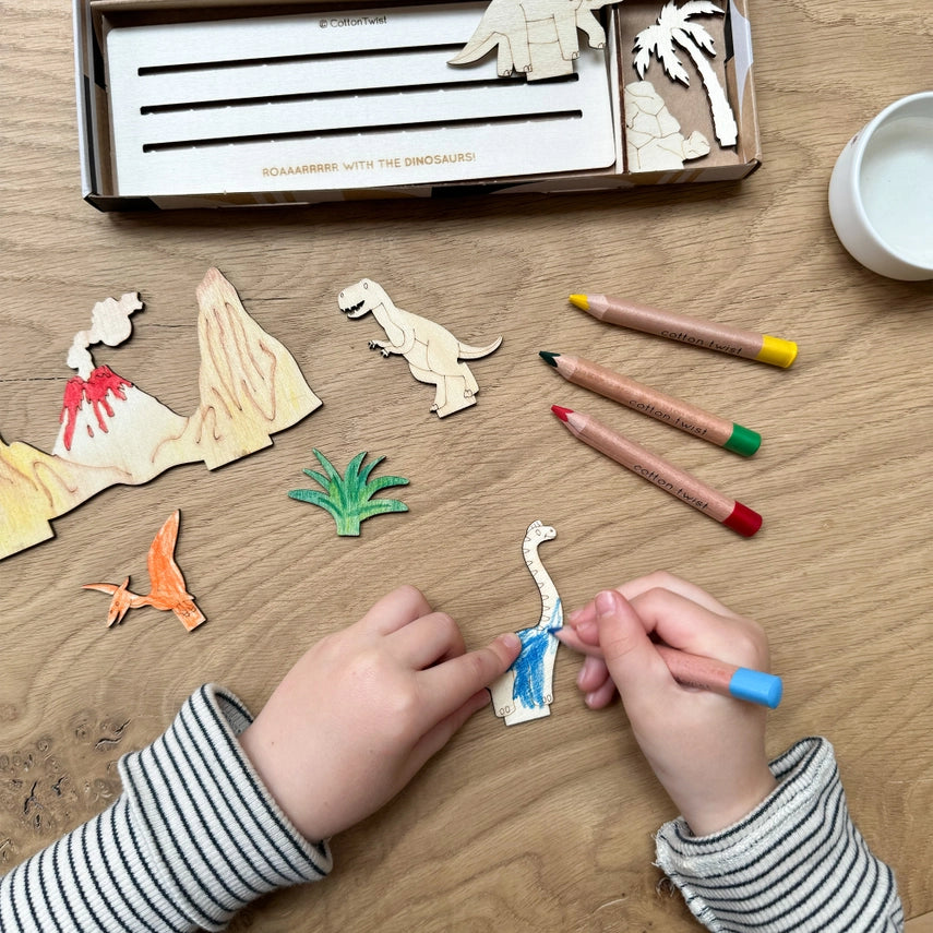 Create Your Own Dinosaur Scene - Diy Craft Kit For Kids