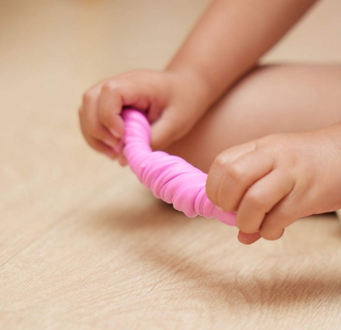 24 Bouncy Putty Pots