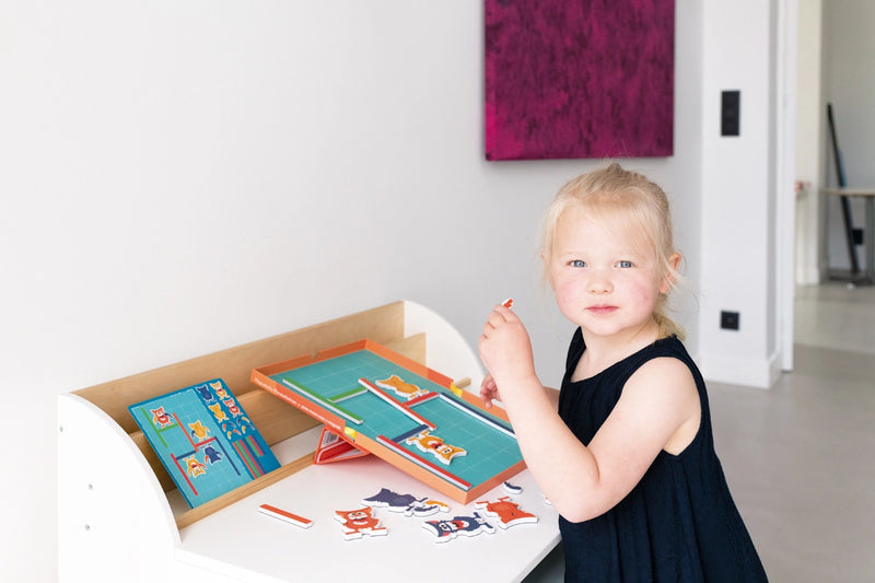 Edulogic Box Monster Tracks