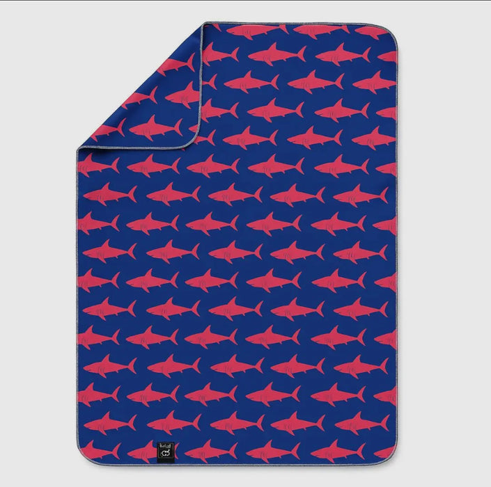 Kids UPF50 Hooded Sunscreen Towel (Pink Sharks)