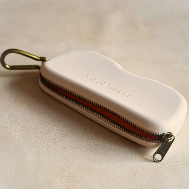G&C SUNGLASS CASE