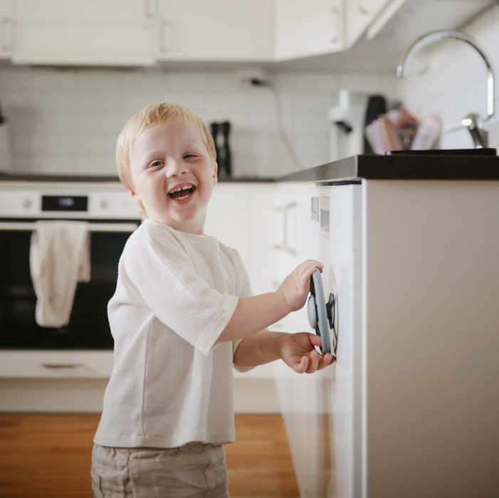 Wheel Suction Spinner Toy