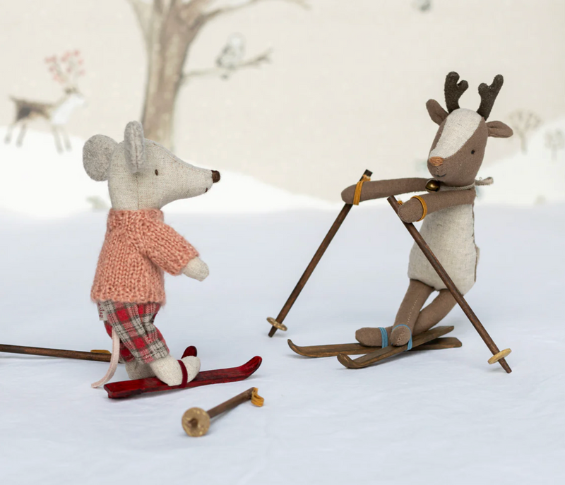 Winter Mouse with Ski Set, Big Sister
