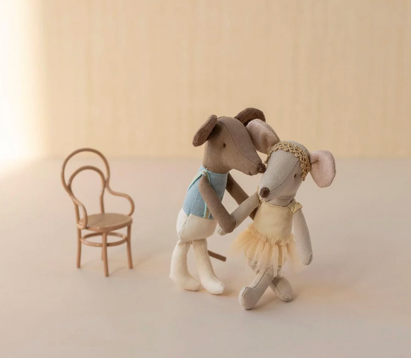 Ballet Dancer Mouse, Big Sister