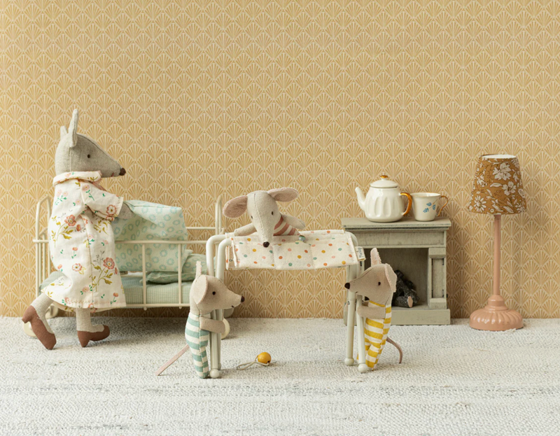 Nursery Table, Baby Mouse - Off White