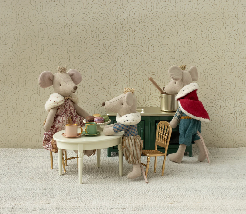 Prince Mouse, Big Brother