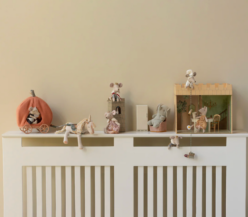 Prince Mouse, Big Brother