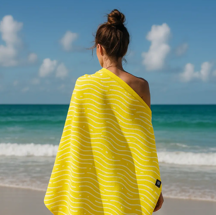 FULL UPF50+ Sunscreen Towel (Yellow Wave)