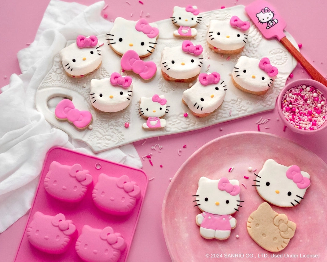 Hello Kitty® Ultimate Baking Party Set