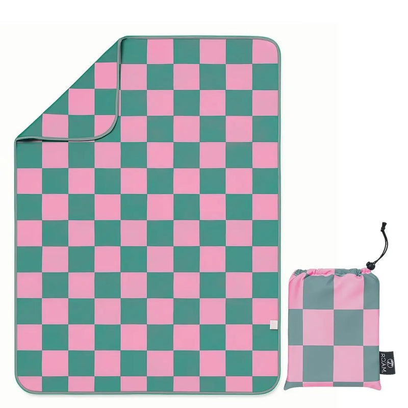 Kids UPF50+ Hooded Sunscreen Towel (Checkerboard)