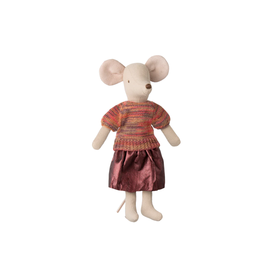 Skirt and knitted blouse, Mum mouse