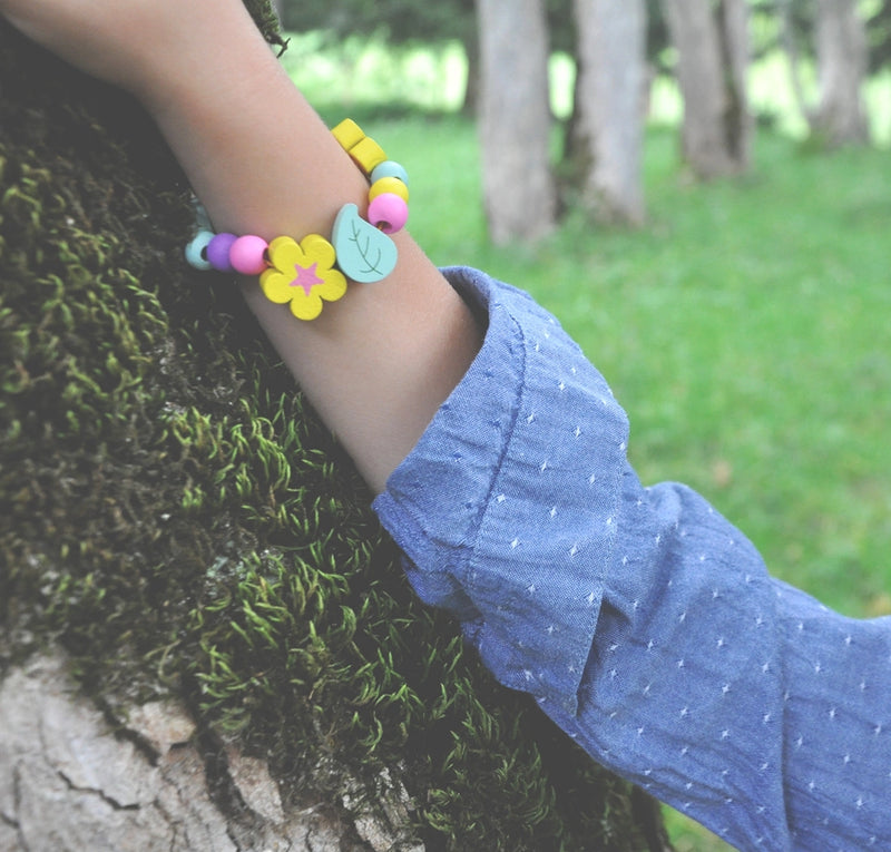 Make Your Own Flower Bracelet