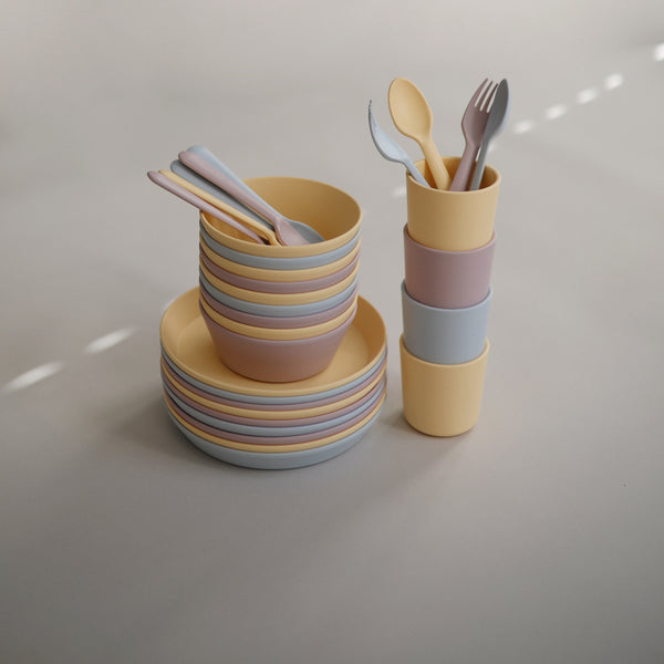 Dinnerware Cup, Set of 2 (Pale Daffodil)