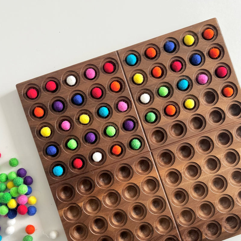 100-Frame Board (Walnut) + Wool Balls